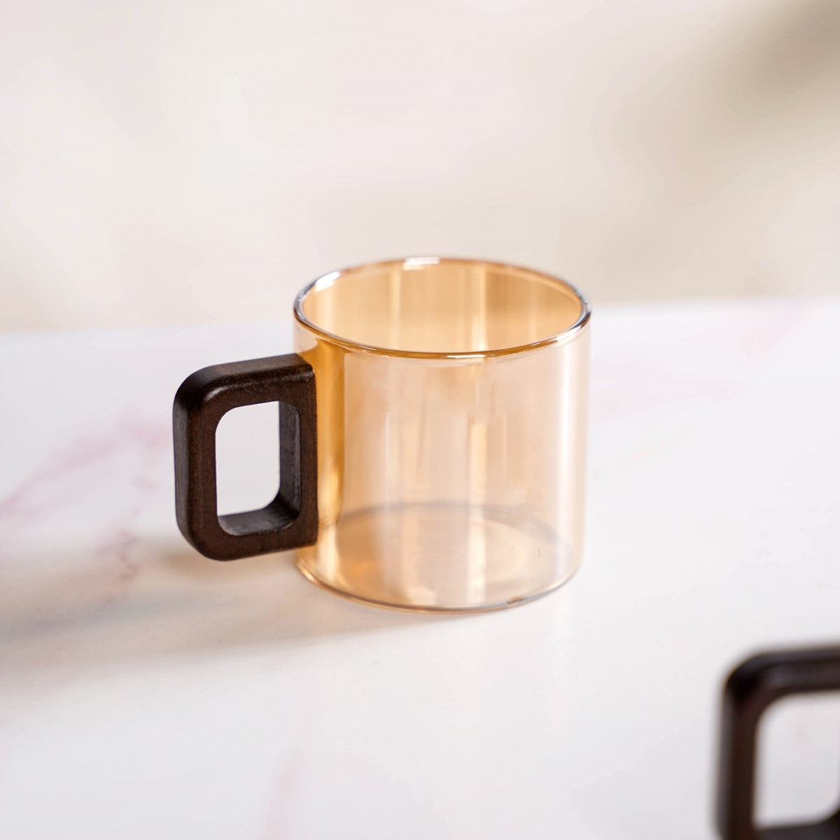 Amber Tinted Tea Cups With Wooden Handle Set Of 4 200ml Nestasia