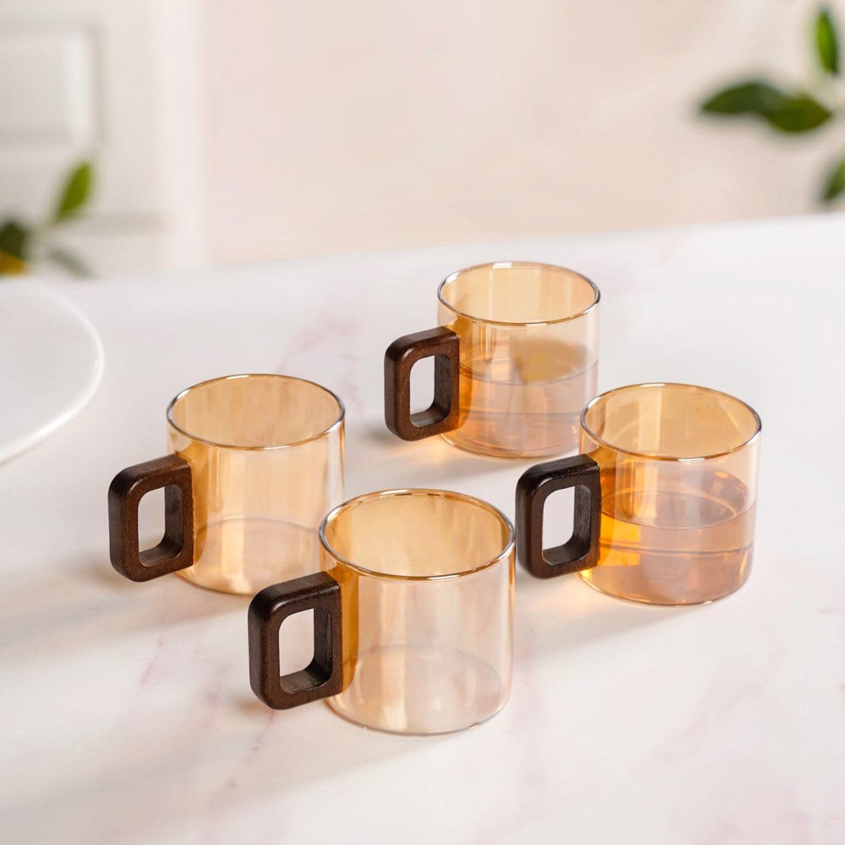 Amber Tinted Tea Cups With Wooden Handle Set Of 4 200ml Nestasia