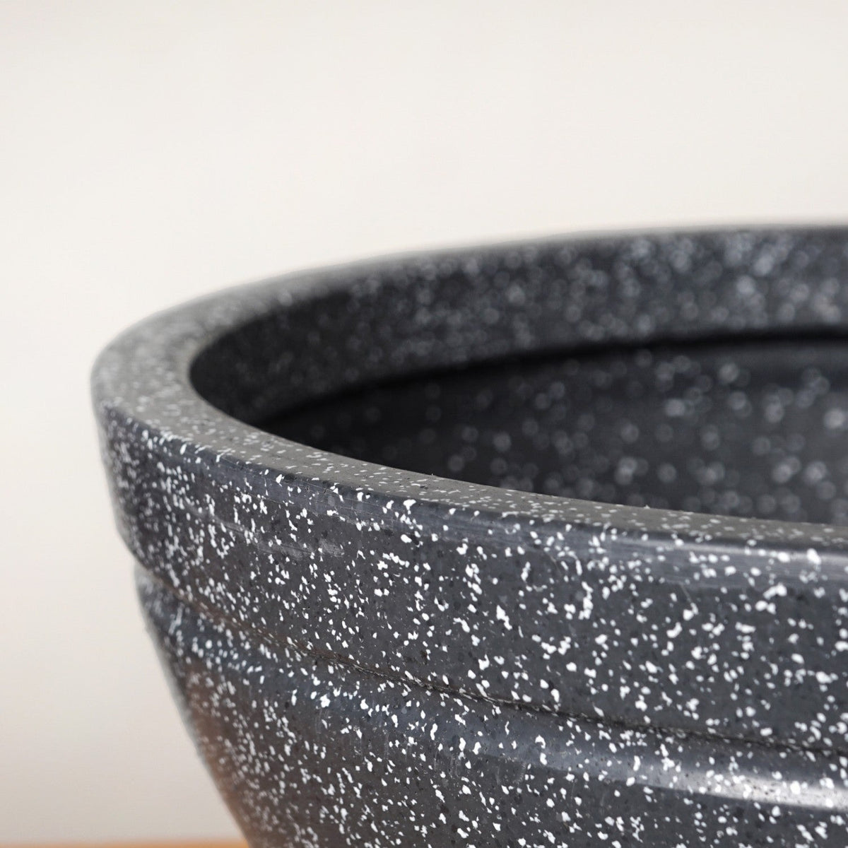Planterra Granite Black Round Lotus Planter 15x7 Inch Nestasia