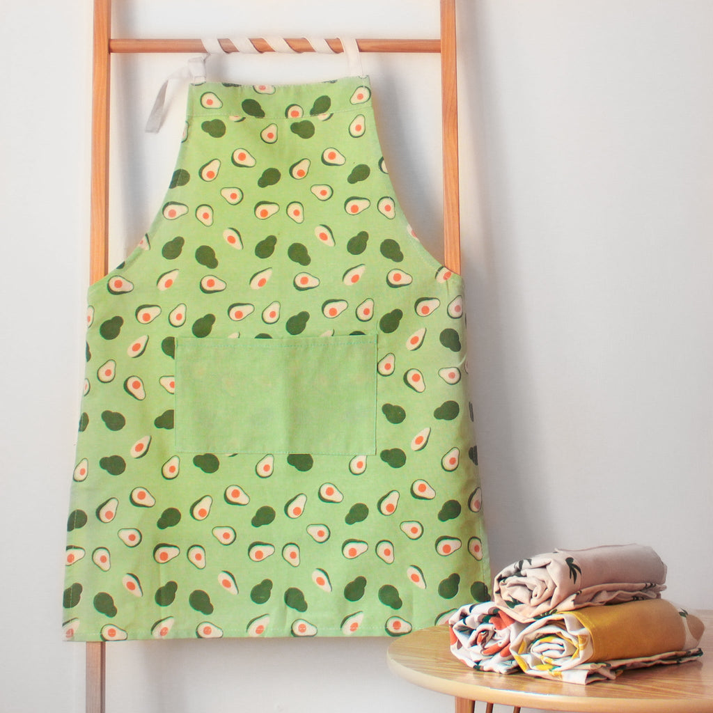 Apron Nestasia