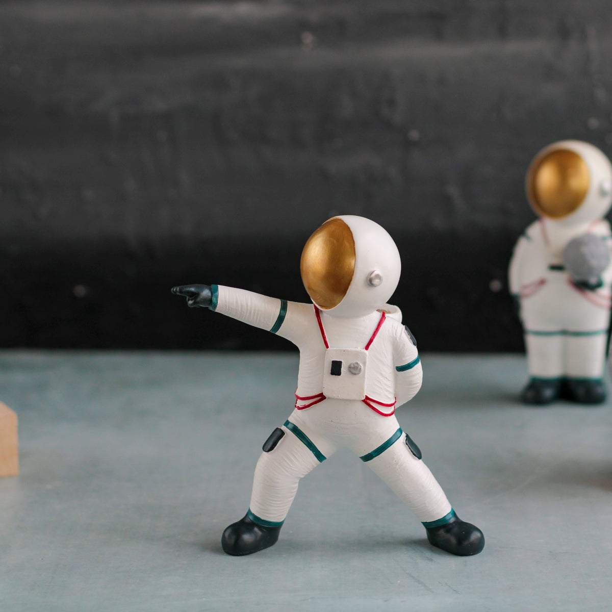 Astronaut Planter Nestasia