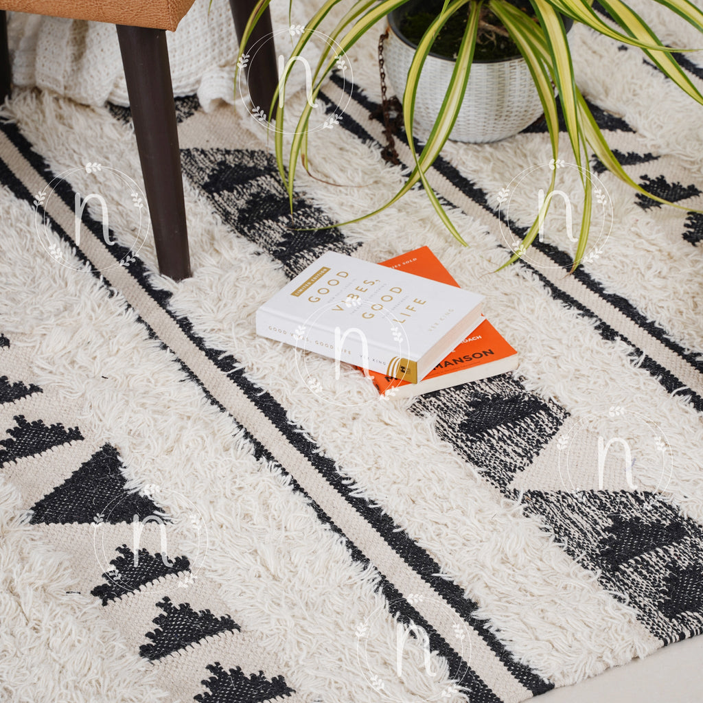 Aztec Hand Woven Rug Nestasia
