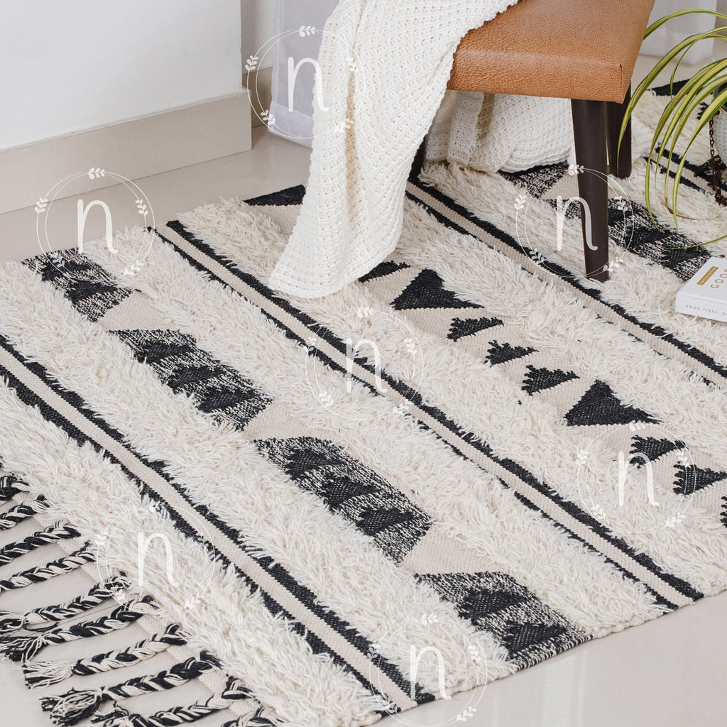 Aztec Hand Woven Rug Nestasia