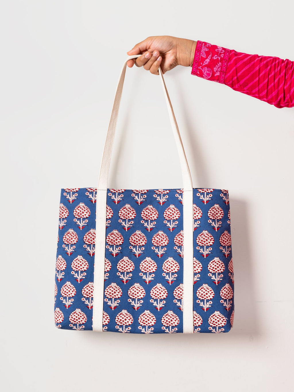 Niloufer Tote Bag Contrast Living