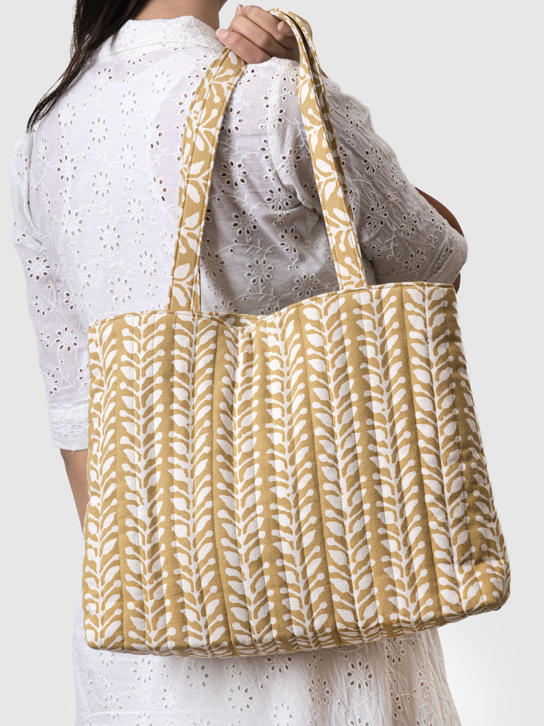Dawnleaf Tote Bag Contrast Living
