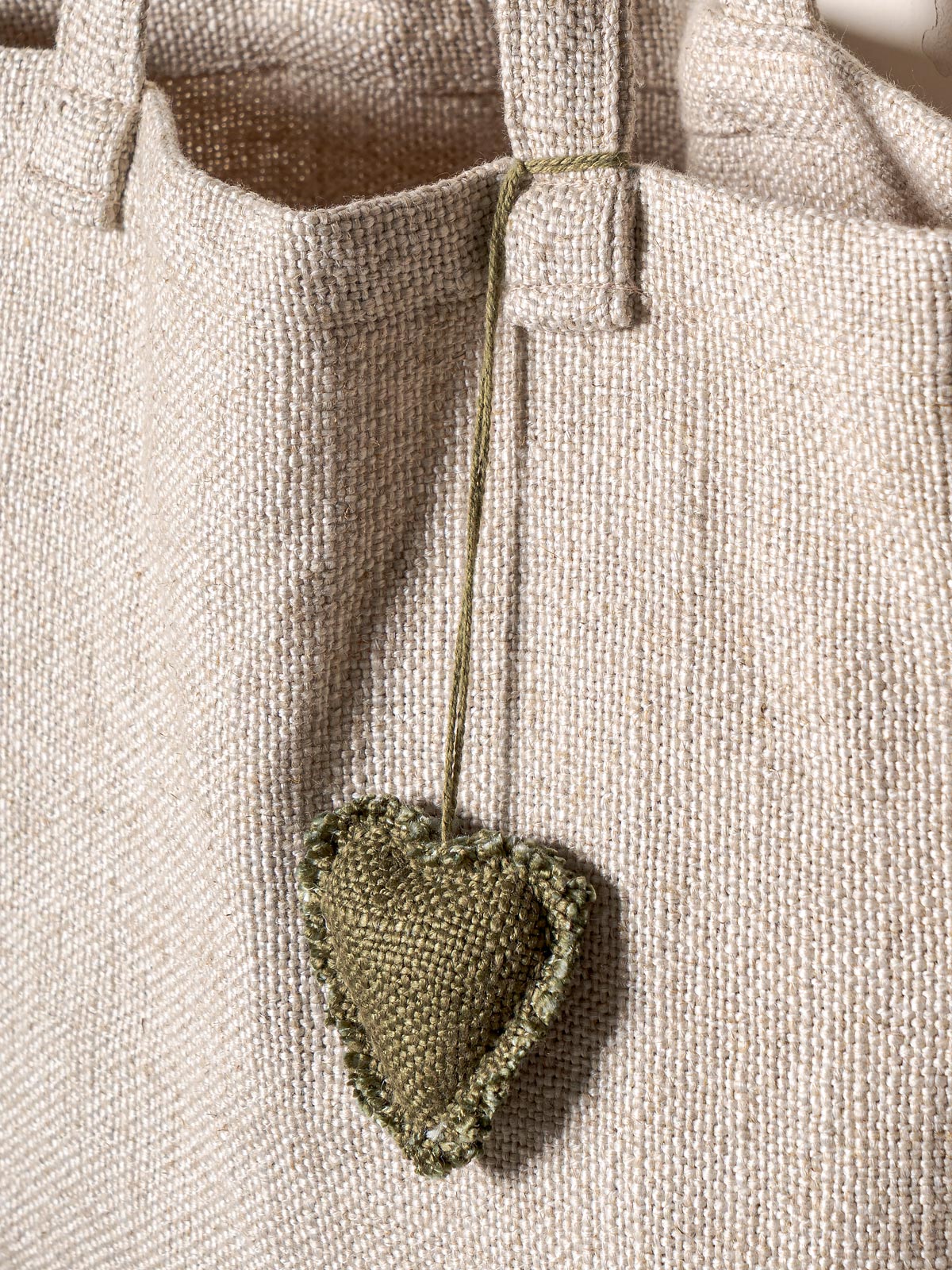 Quiet Grace Tote Contrast Living