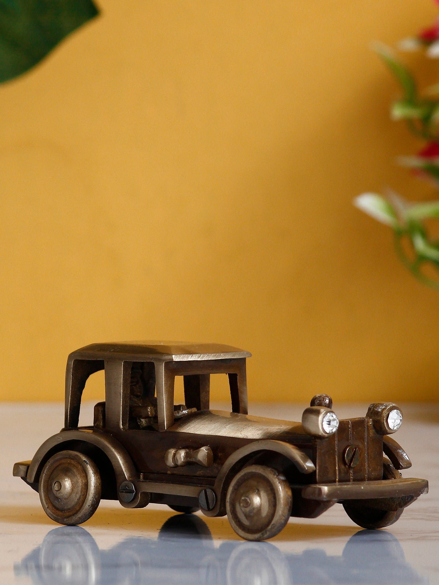 Brown Brass Decorative vintage Car Figurine Showpiece Kafalo