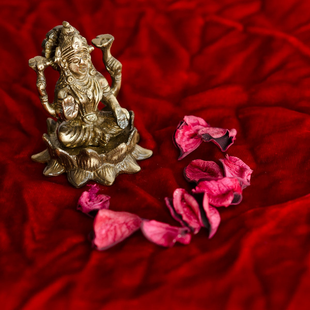Antique Finish Brass Goddess Laxmi on Lotus Kafalo
