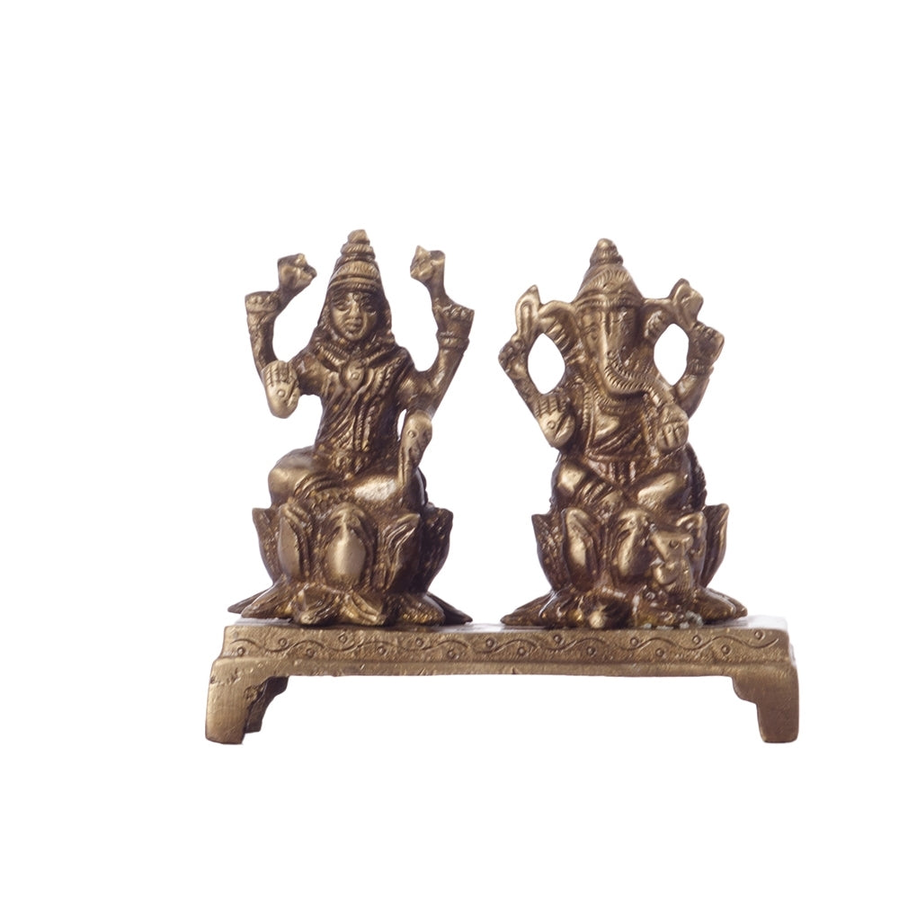 Brass Laxmi Ganesha Idols On Lotus Base Kafalo