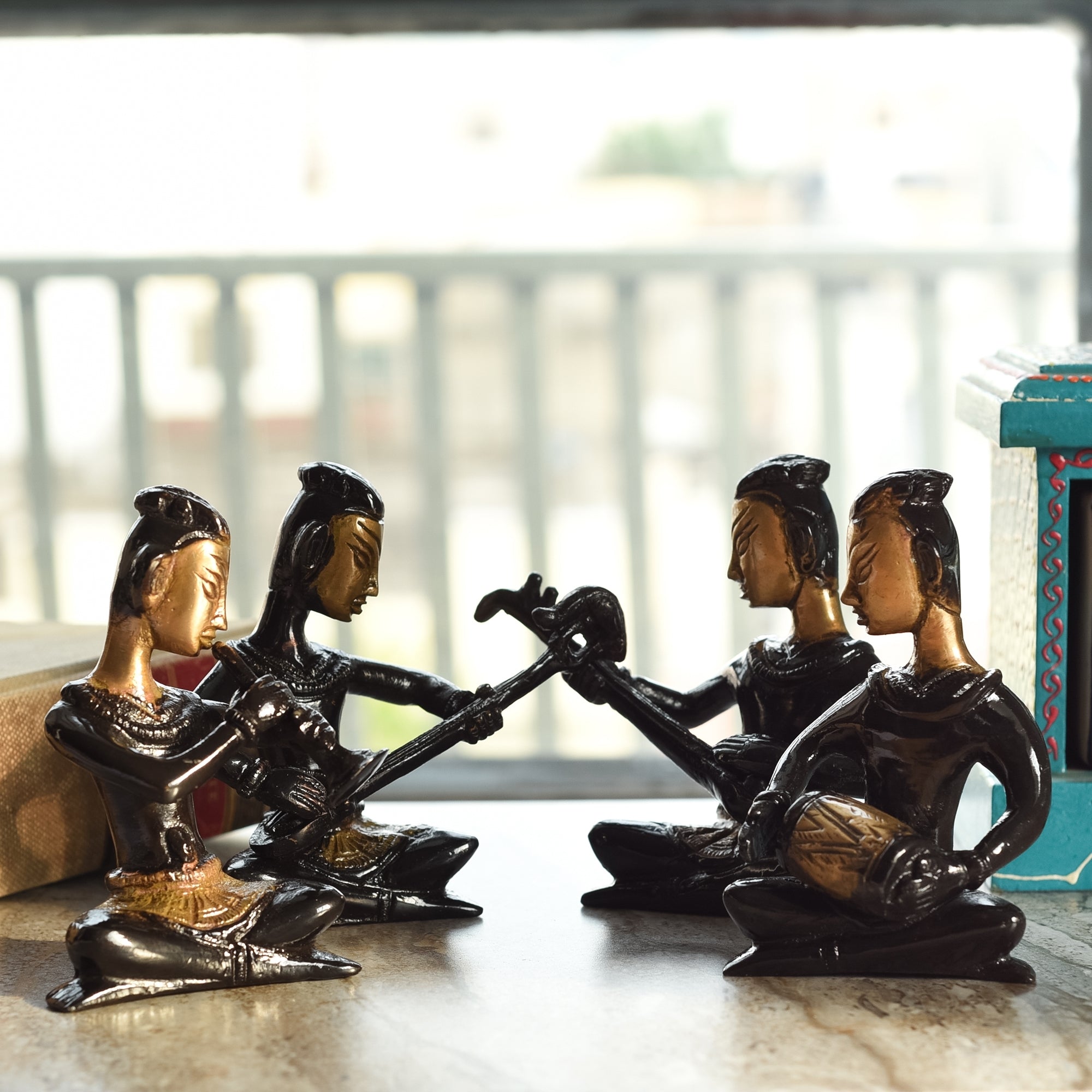 Black and Golden Brass Decorative Musicians Showpiece Set of 4 Kafalo