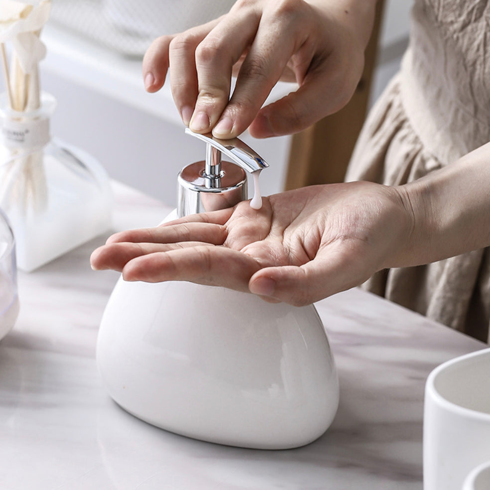 Bathroom Essentials Set Nestasia