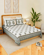 Comfortable Cotton Double Bedsheet King Size Set for Daily Use and Gifting