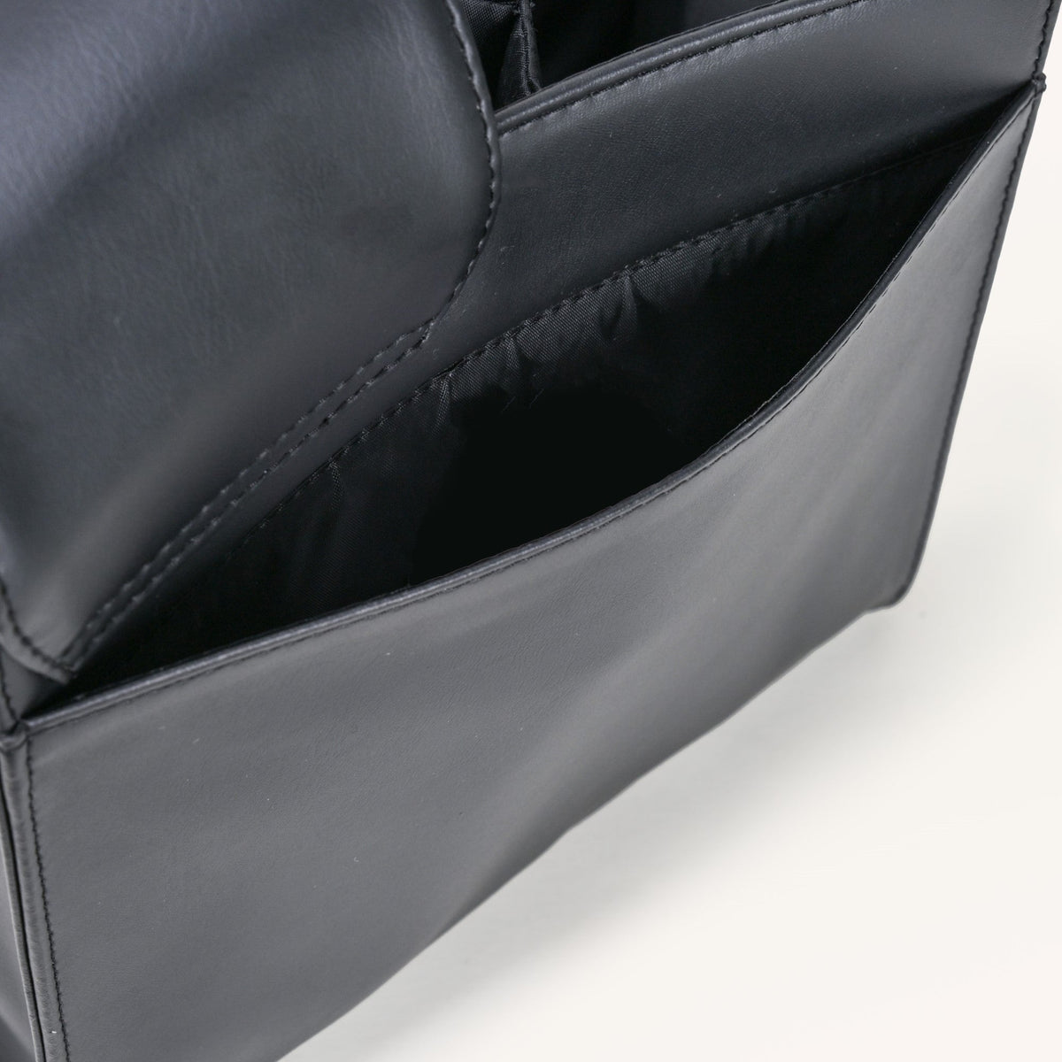 Black Crossbody Bag For Bottles Nestasia
