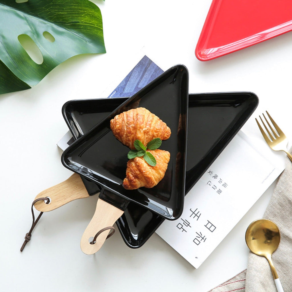 Black Triangle Plate Large Nestasia