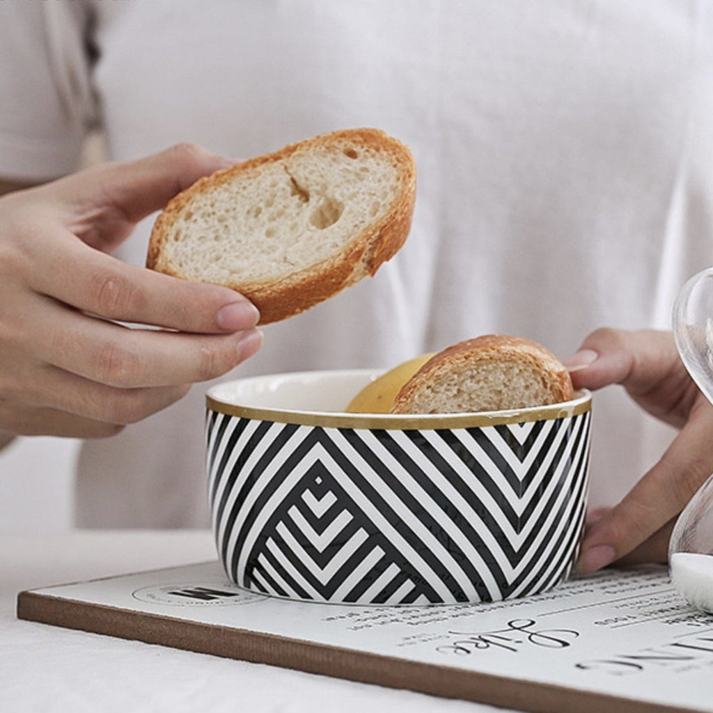 Black and White Bowl 400 ml Nestasia
