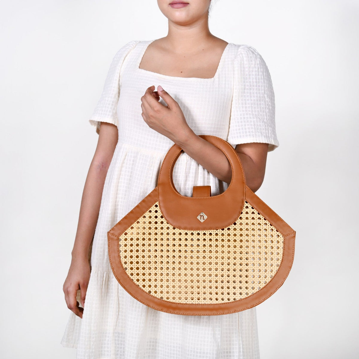 Rattan Tan Basket Tote Bag Nestasia