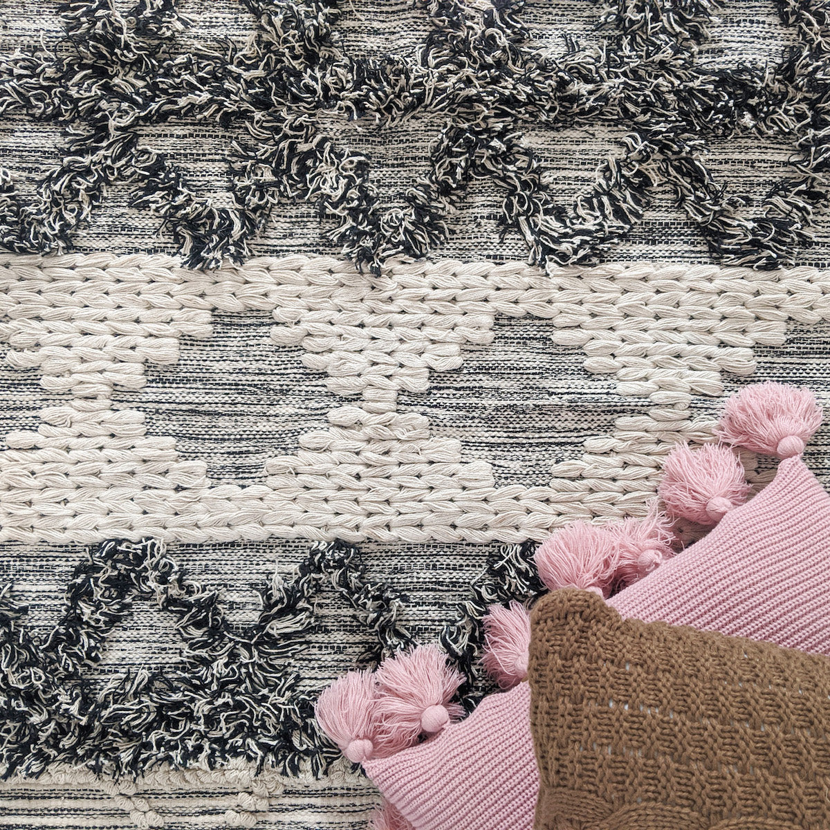 BOHO Arna Hand Woven Rug - White & Dark Grey Nestasia