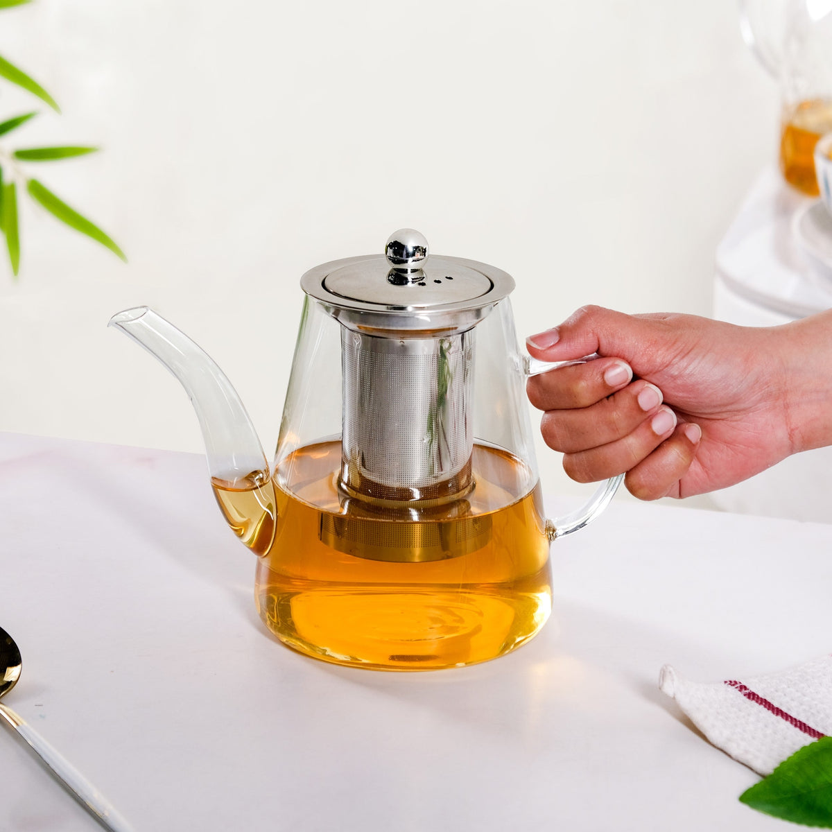 Glass Kettle With Tea Strainer Flame Safe 900ml Nestasia