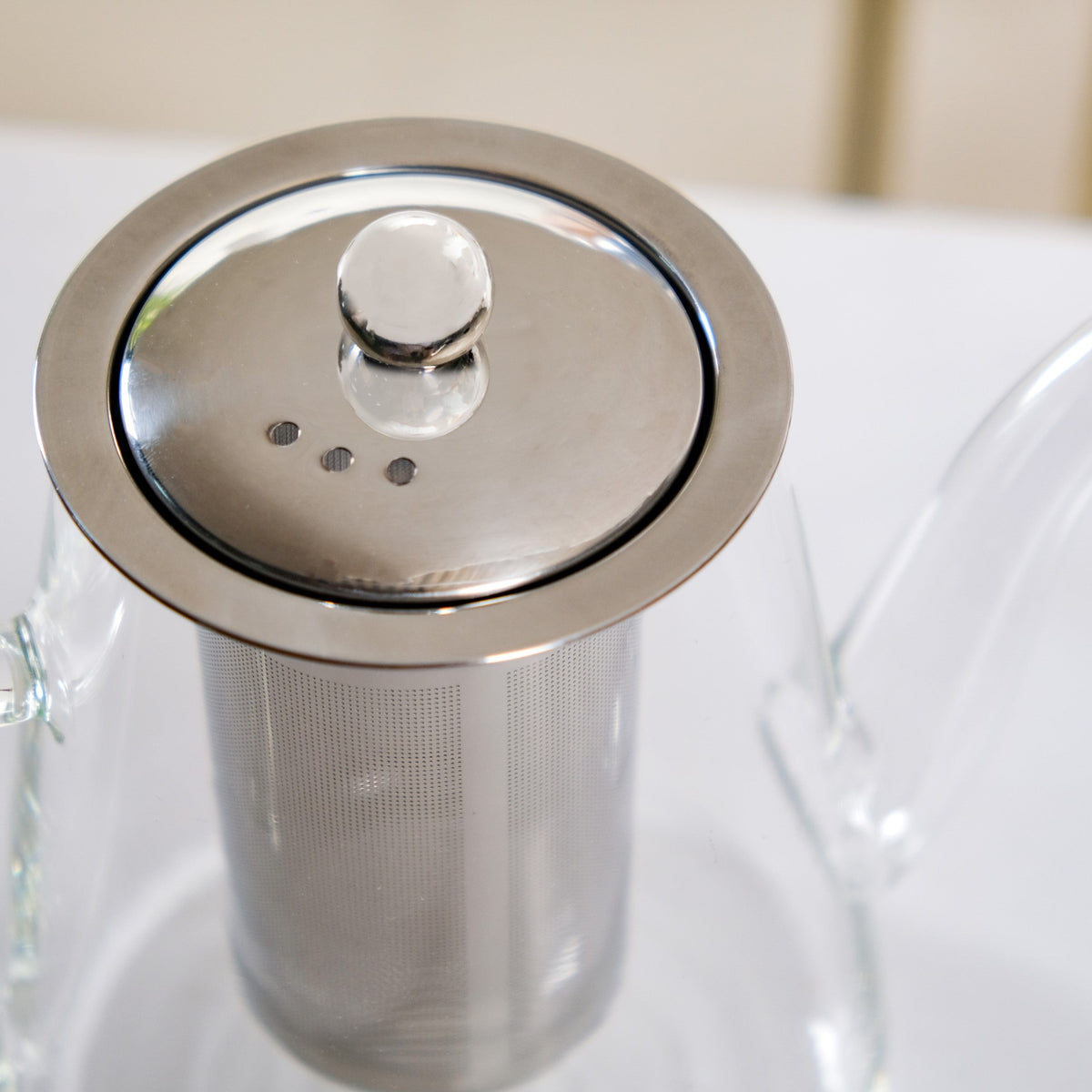 Glass Kettle With Tea Strainer Flame Safe 900ml Nestasia