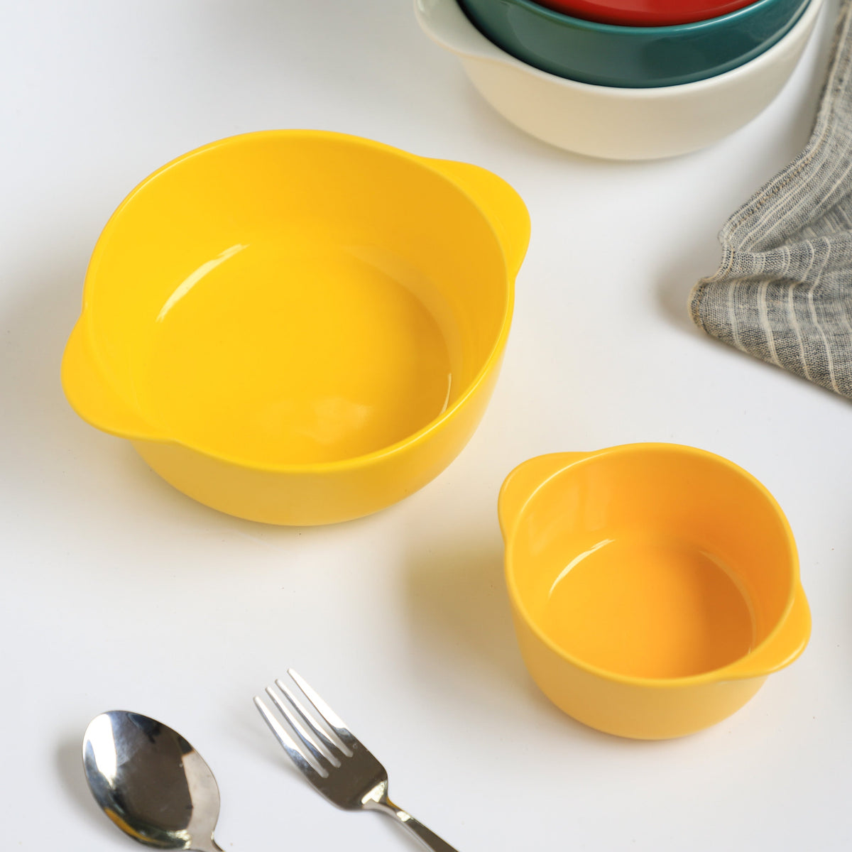 Bowl For Baking Yellow Large 650ml Nestasia