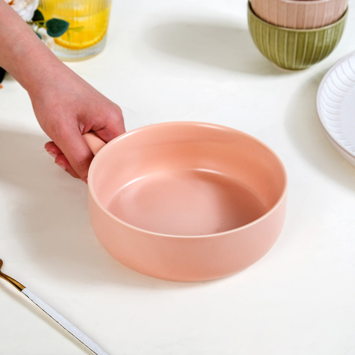 Peach Ceramic Bowl With Handle 700ml Nestasia