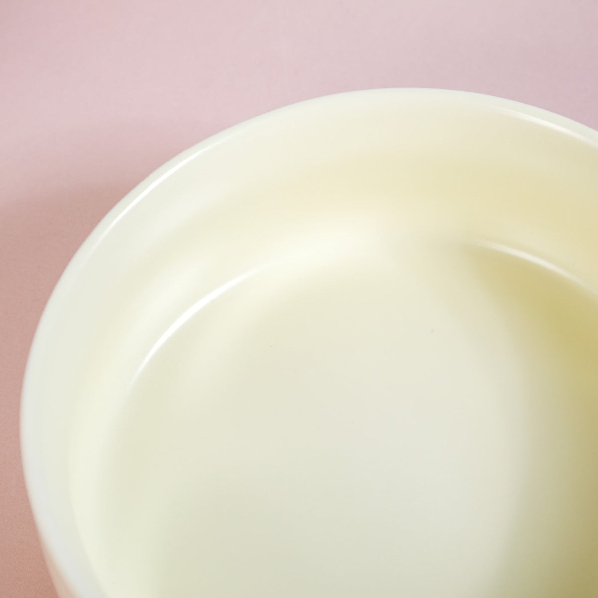 Pastel Yellow Bowl With Handle For Baking And Serving 700ml Nestasia