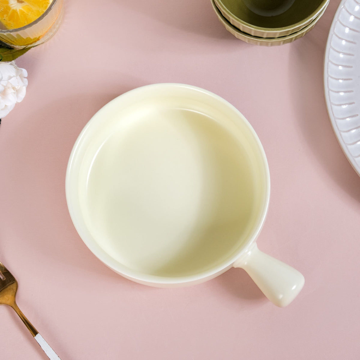 Pastel Yellow Bowl With Handle For Baking And Serving 700ml Nestasia