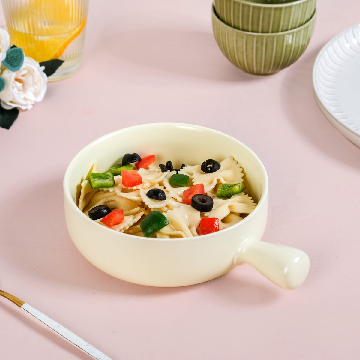 Pastel Yellow Bowl With Handle For Baking And Serving 700ml Nestasia