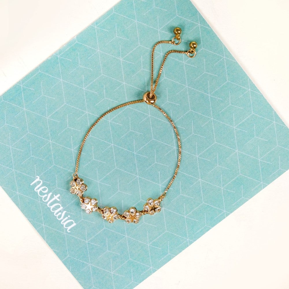 Blingy Stone Flower Charm Bracelet For Women Nestasia