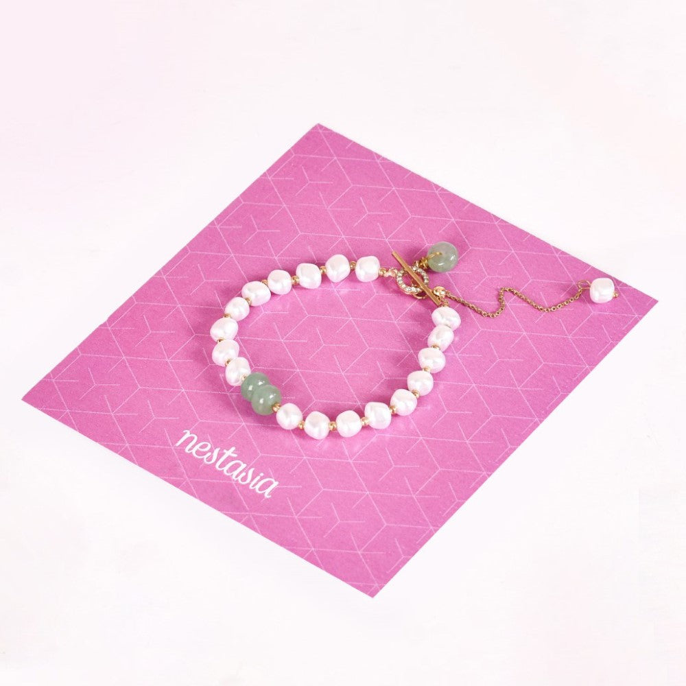 Faux Pearl And Jade Charm Bracelet Nestasia
