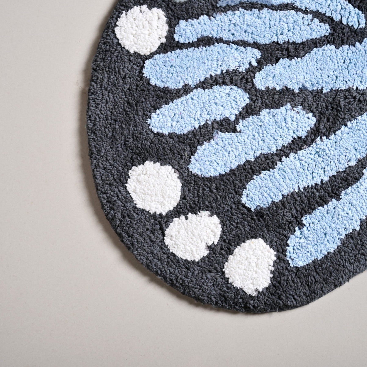 Butterfly Tufted Cotton Anti Slip Floor Mat 80x60cm Nestasia