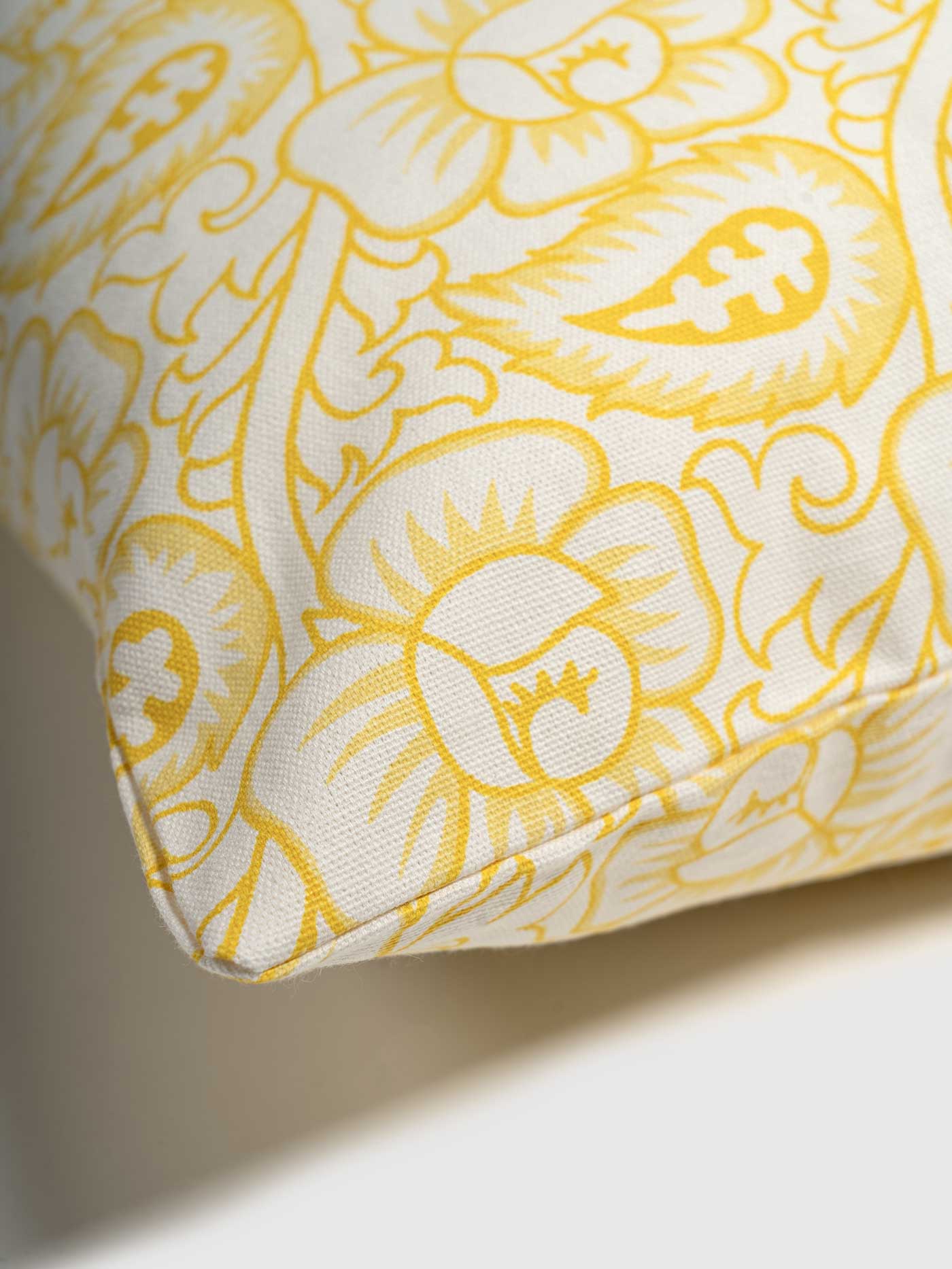 Carolus Cushion Cover Set of 2 Contrast Living