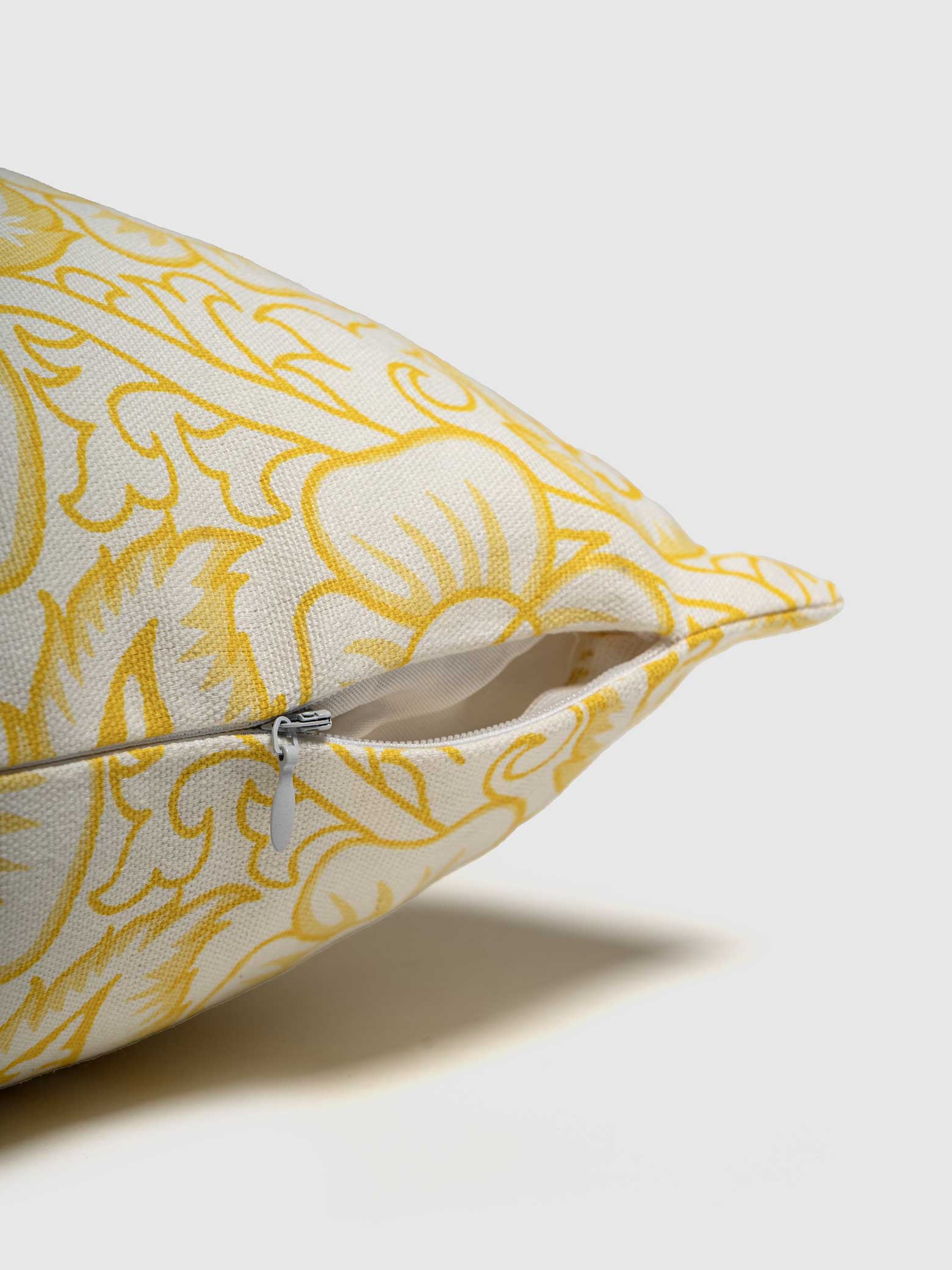 Carolus Cushion Cover Set of 2 Contrast Living