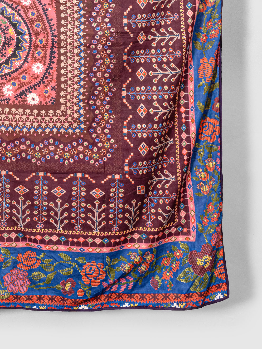 Revora Hand Block Printed Reversible Dohar Contrast Living