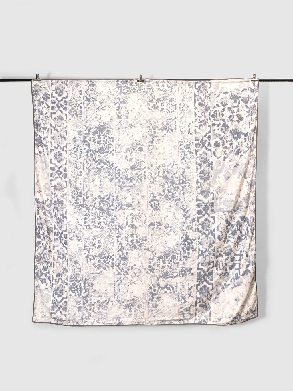 Olysea Hand Block Printed Dohar Contrast Living