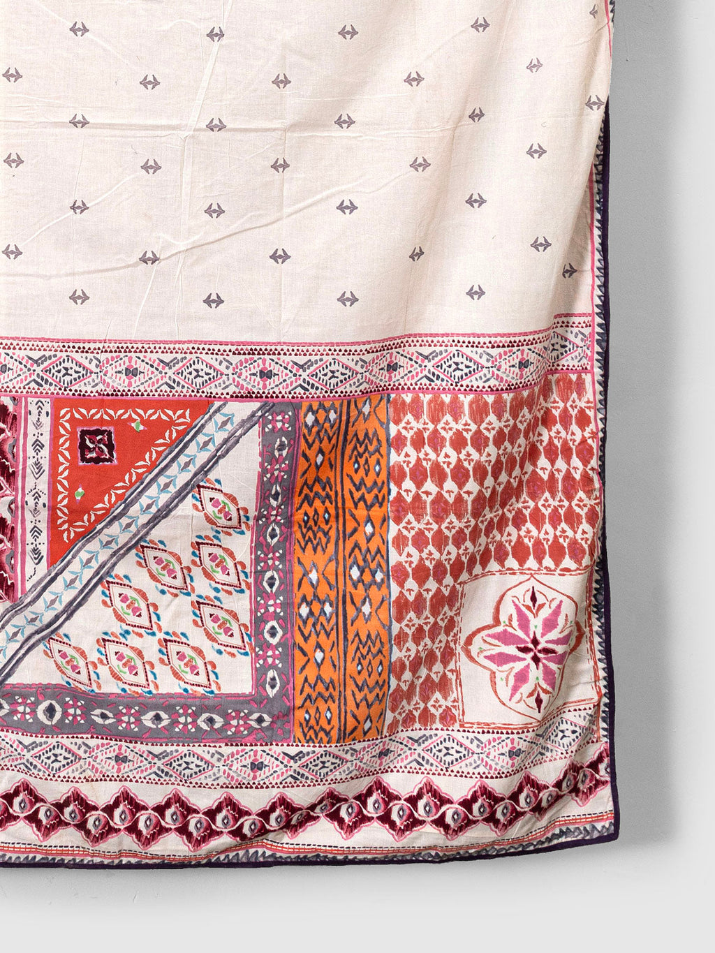 Mirunae Hand Block Printed Dohar Contrast Living