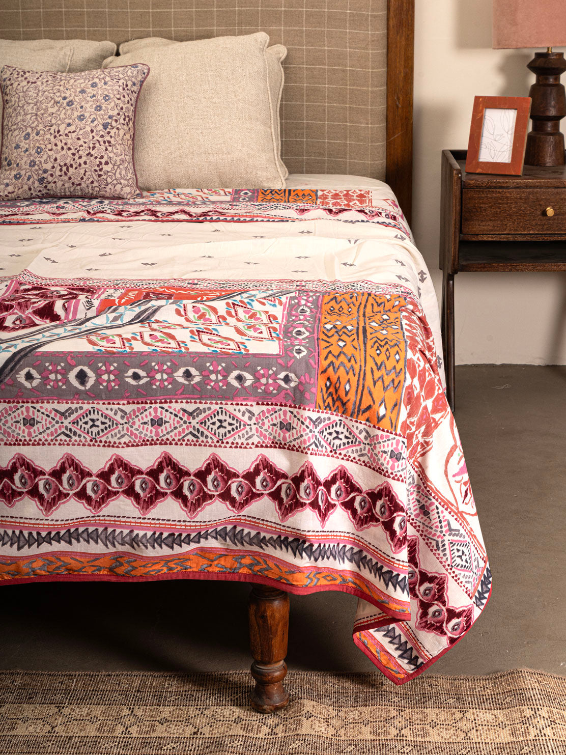 Mirunae Hand Block Printed Dohar Contrast Living