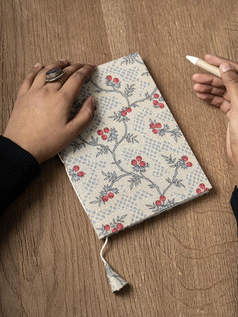 Berry Vine Notebook Contrast Living