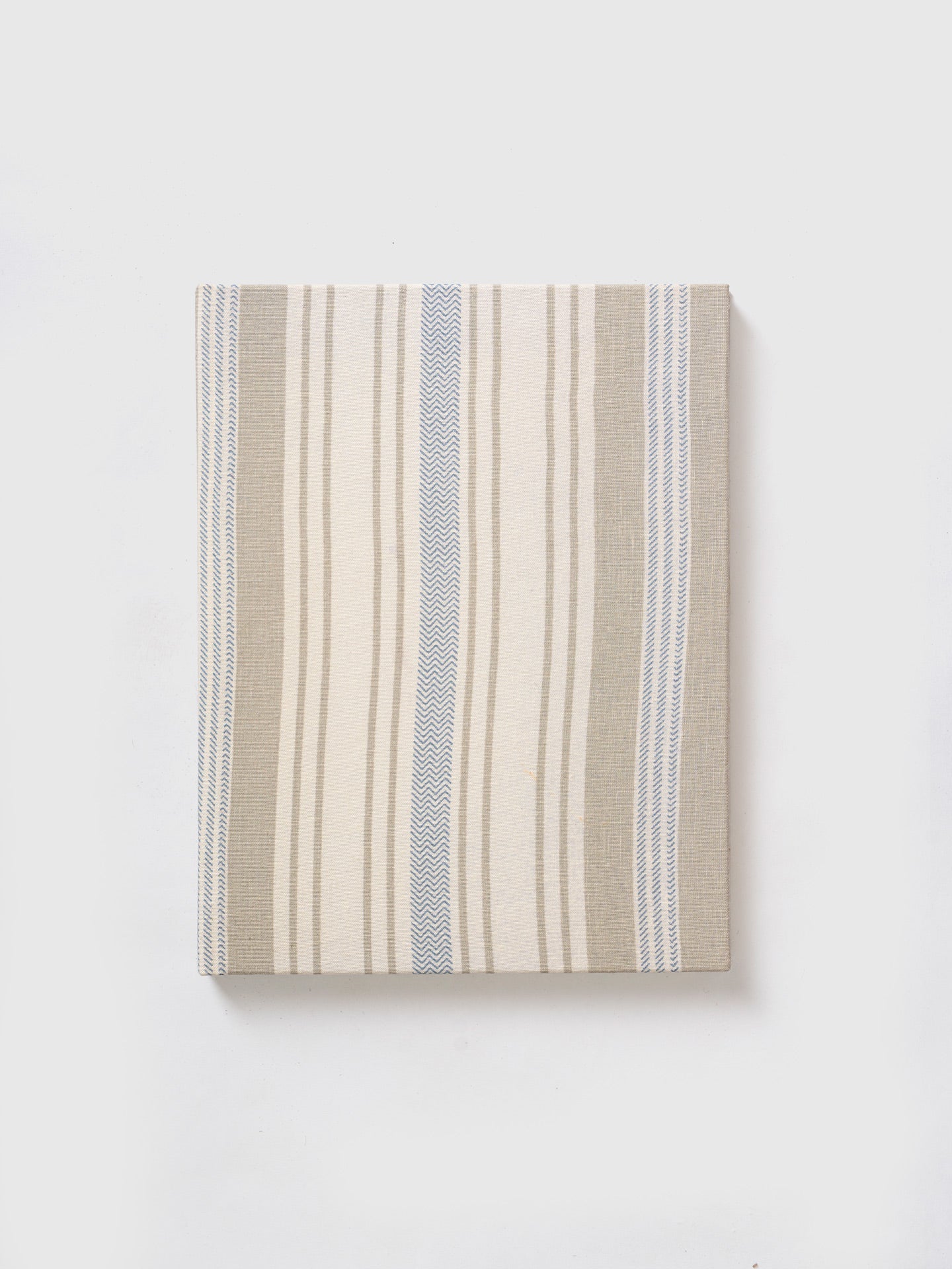 Ocean Lines Diary Contrast Living