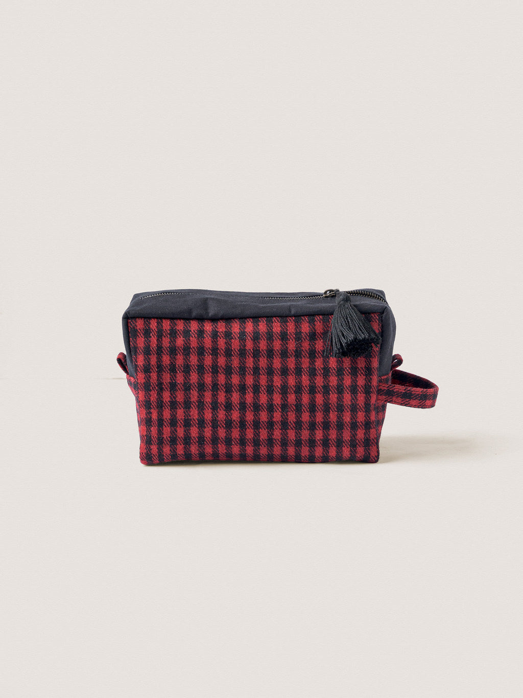 Red Crush Pouch Contrast Living