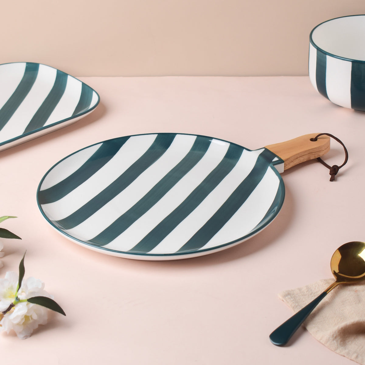 Sailor Striped Platter With Wooden Handle 10 Inch Nestasia