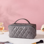 Makeup Pouch Large Capacity Quilted Grey Nestasia
