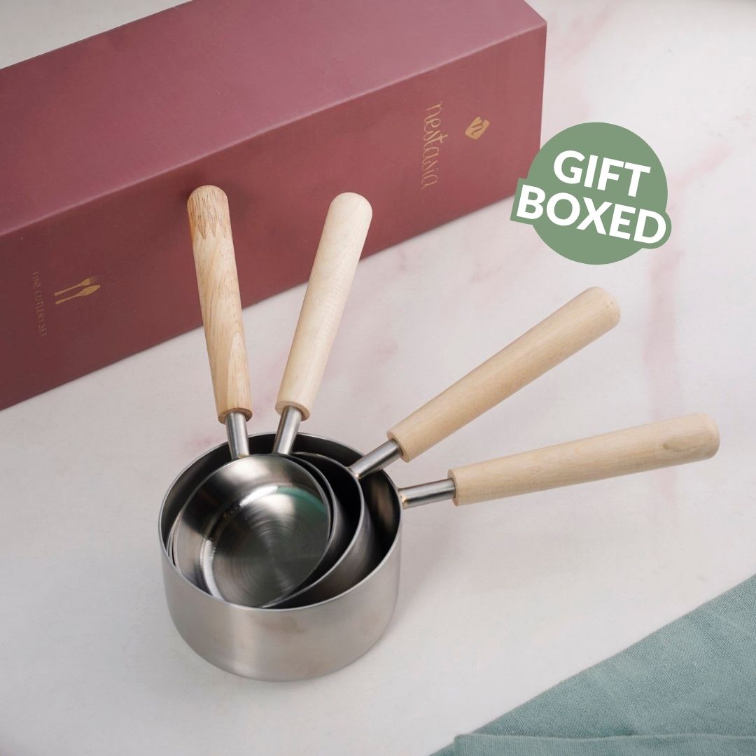 Classic Wooden Handle Measuring Cup Set Of 4 Nestasia