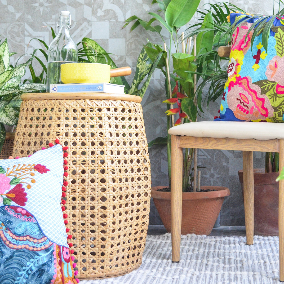 Cane Stool Table Nestasia
