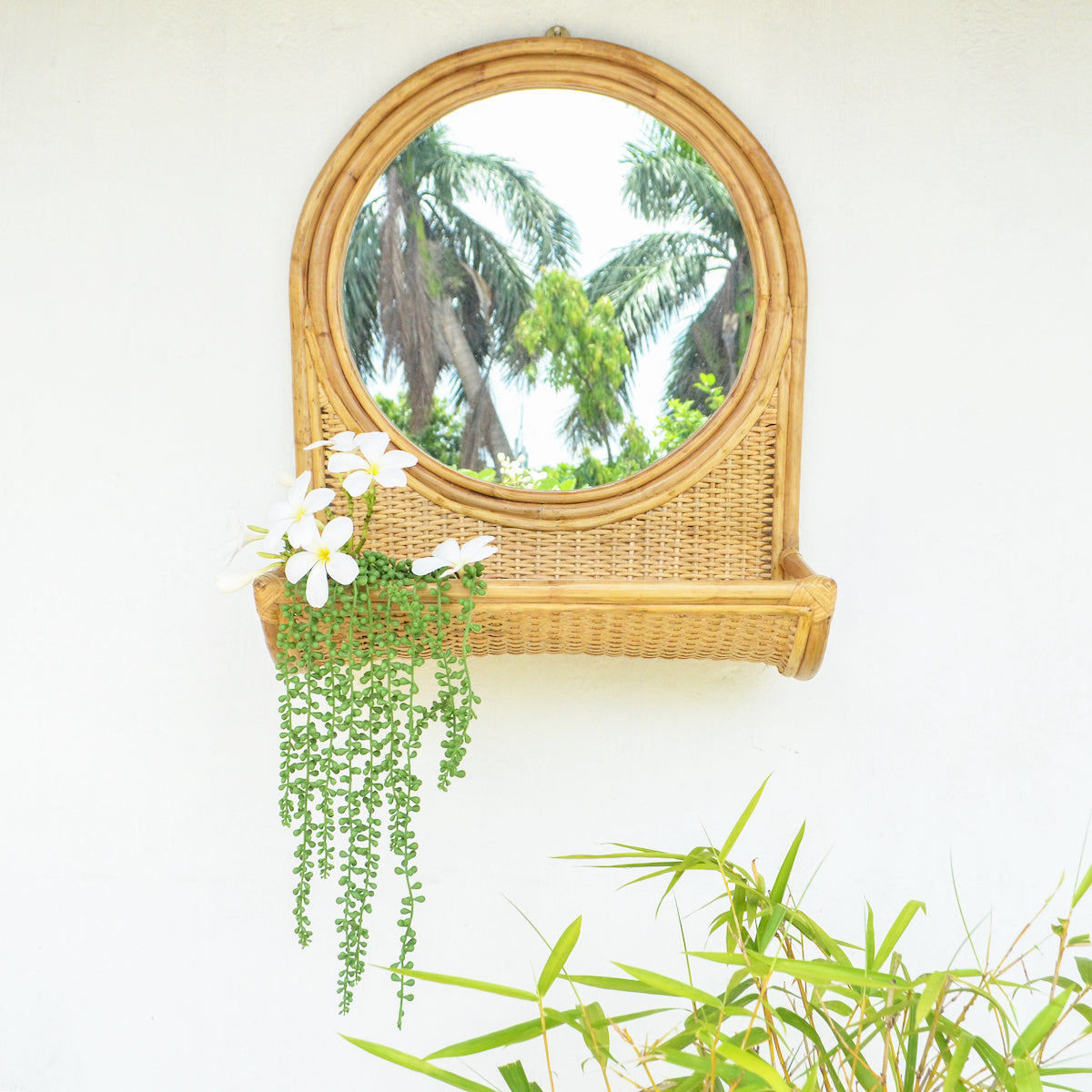 Cane Mirror with Shelf Nestasia