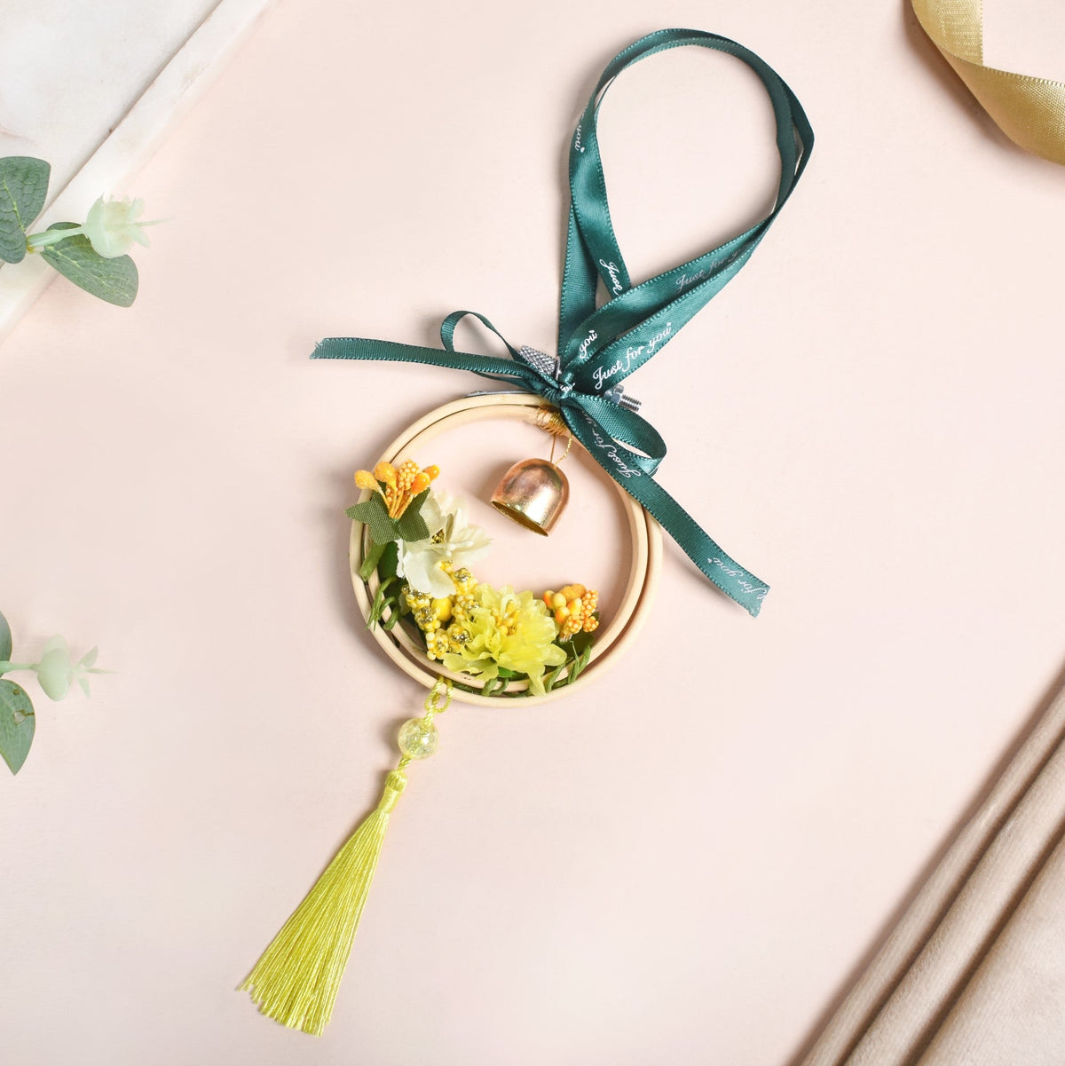 DIY Flower Car Charm For Rearview Mirror Nestasia