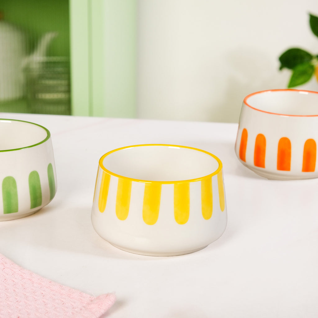 Carnival Stripe Bowls With Tray Set Of 4 Nestasia