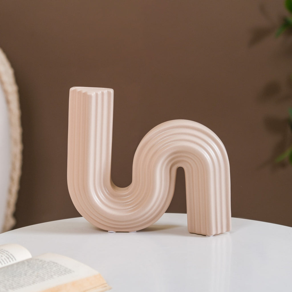 Nordic Wavy Ceramic Vase Beige Nestasia