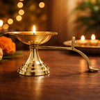 Brass Paan Aarti Diya With Handle (2 Inch) Vedansh Craft