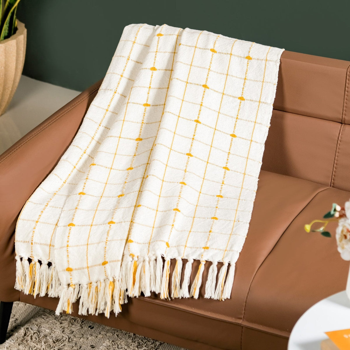 Checkered White And Mustard Yellow Tassel Cotton Throw Nestasia